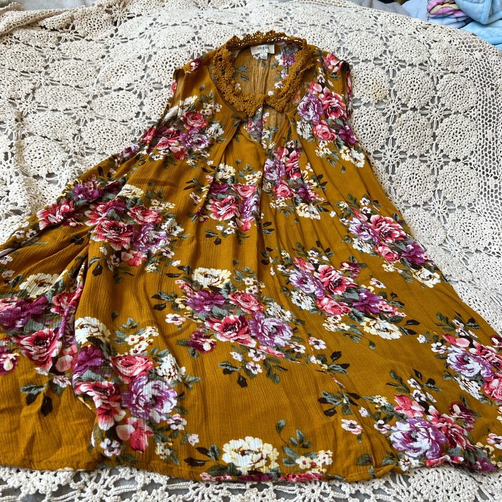 Large flowering UMGEE blouse